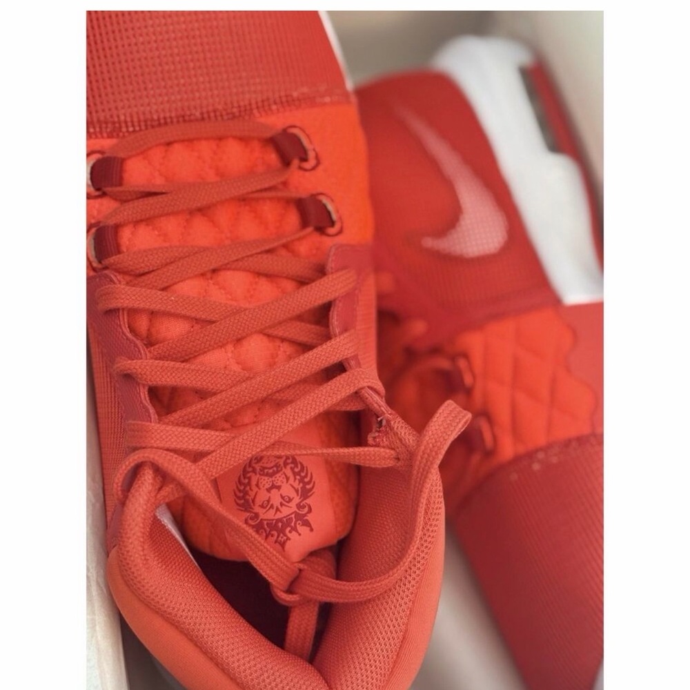 Nike LeBron Witness 8 - Bright Crimson/White